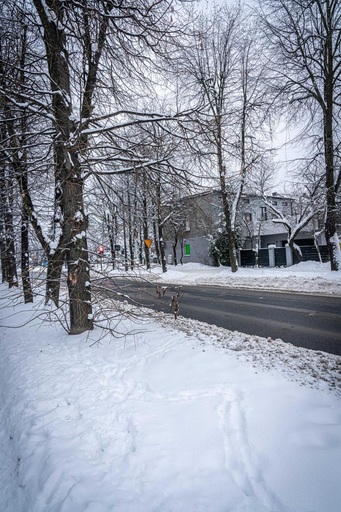 Spora Chata Nowy Targ Exterior photo