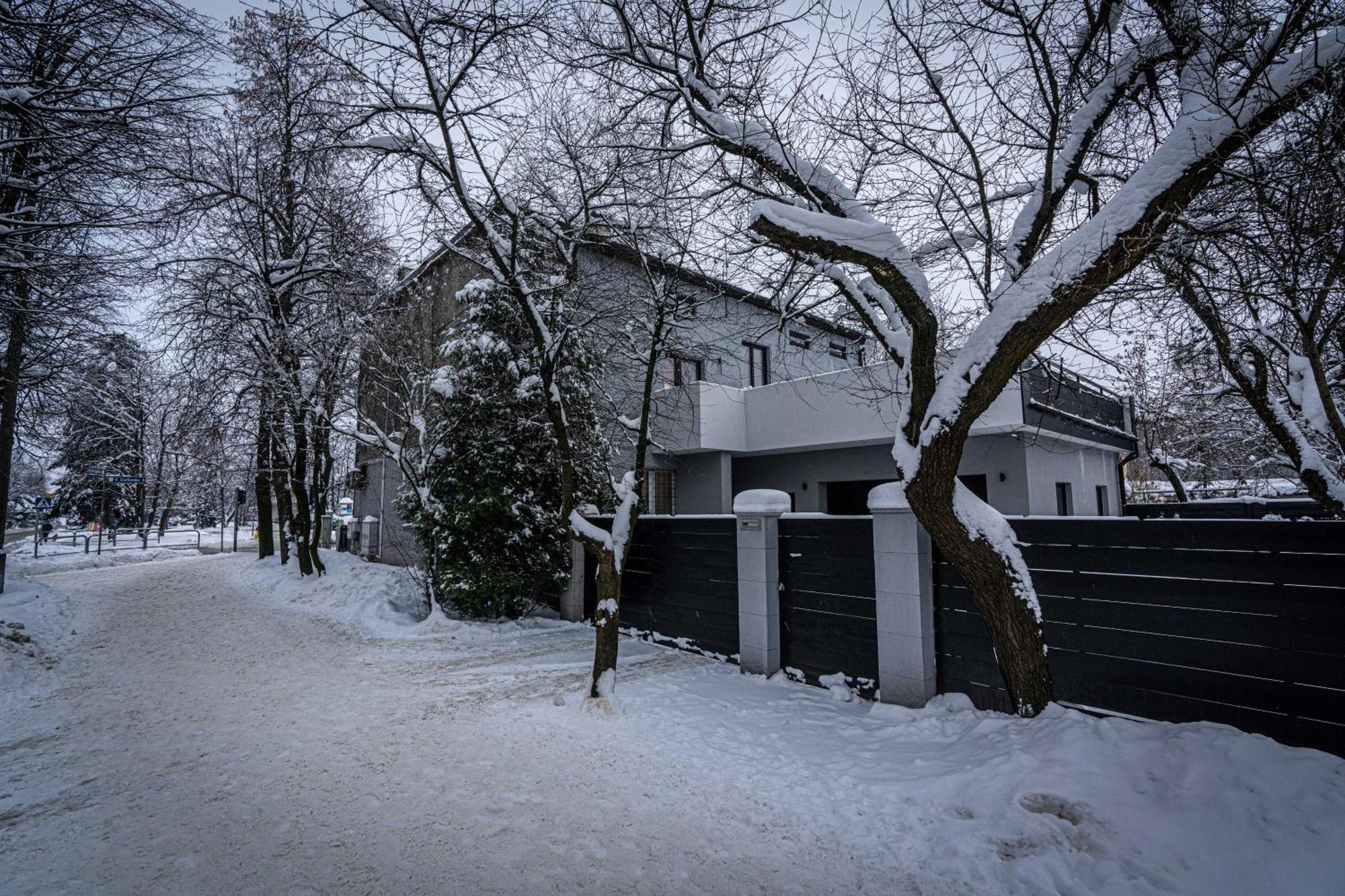 Spora Chata Nowy Targ Exterior photo
